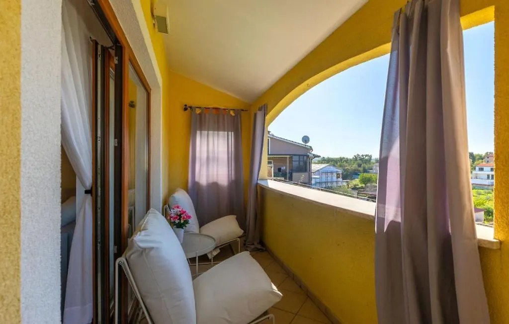 Beautiful Villa Vista Mare With Pool In ヴィジナダ